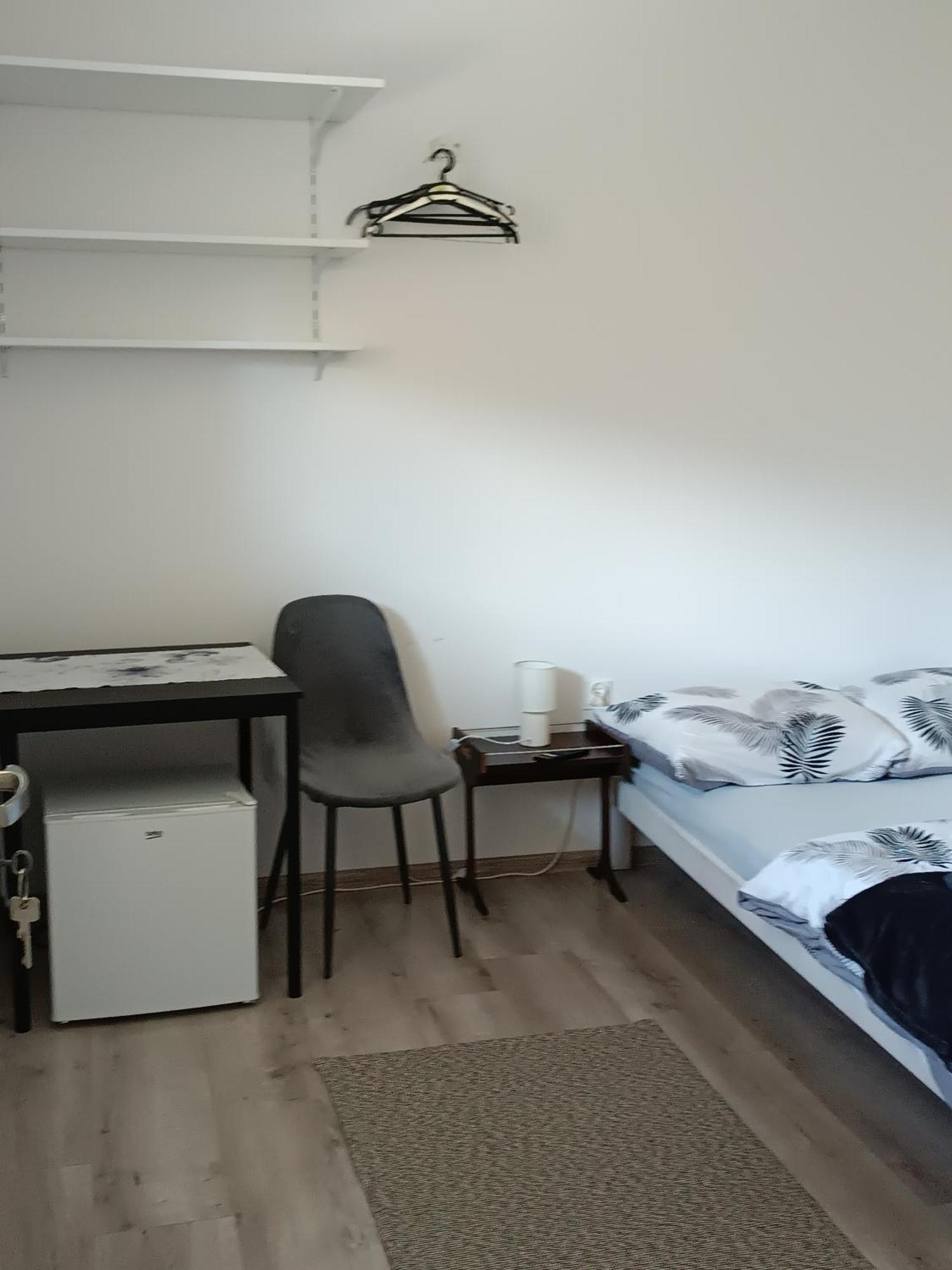 Stas-Przy Szkole Nr3 W Skawie Skawa Habitación foto