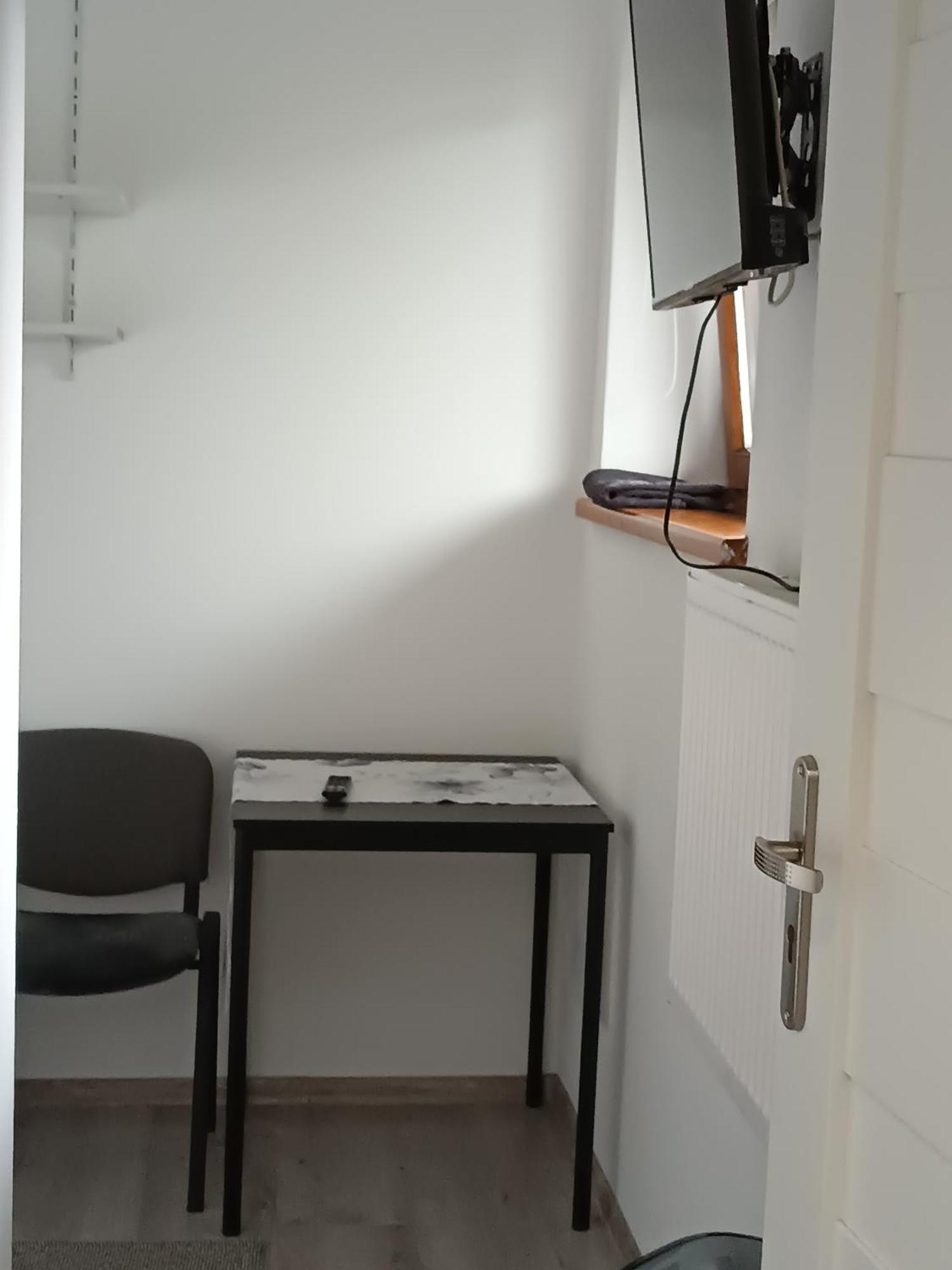 Stas-Przy Szkole Nr3 W Skawie Skawa Habitación foto